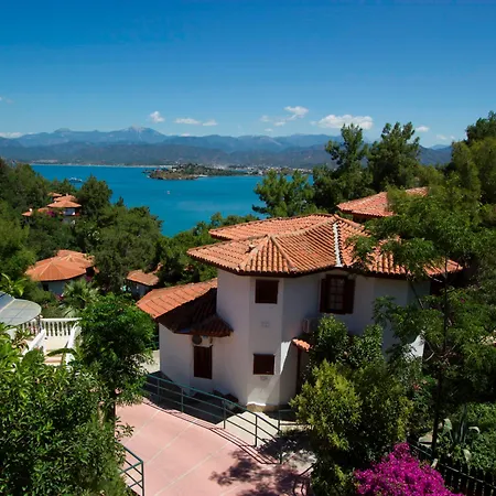 Club & Letoonia Resort 5*