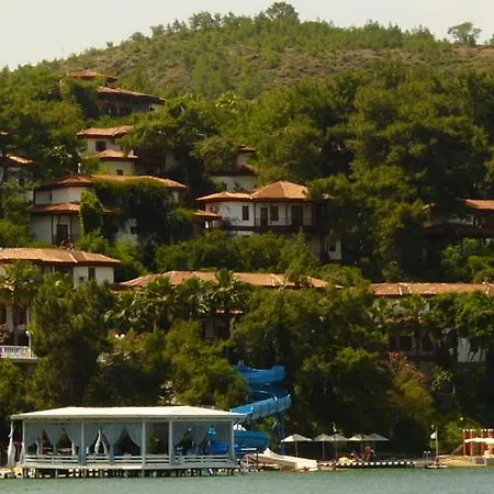 Resort Club & Letoonia