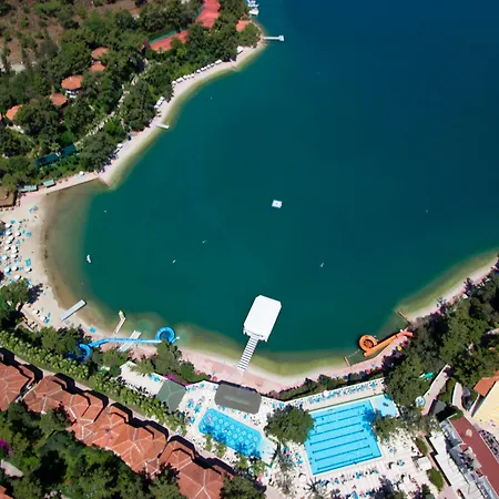 Station touristique Club & Letoonia 5*