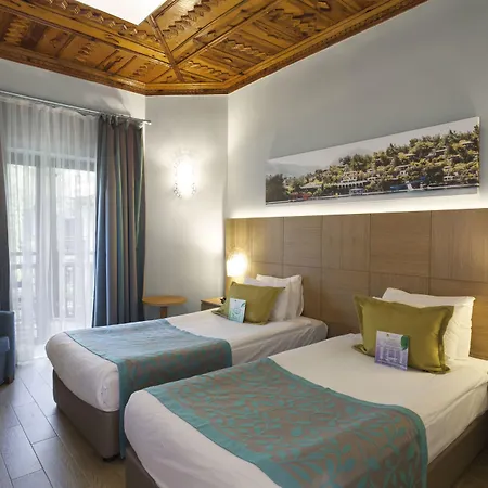 Club & Letoonia Station touristique