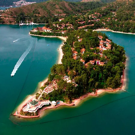 Club & Letoonia リゾート 5*