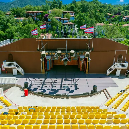 Club & Letoonia 5* فتحية