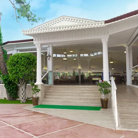 Club & Letoonia 5* فتحية