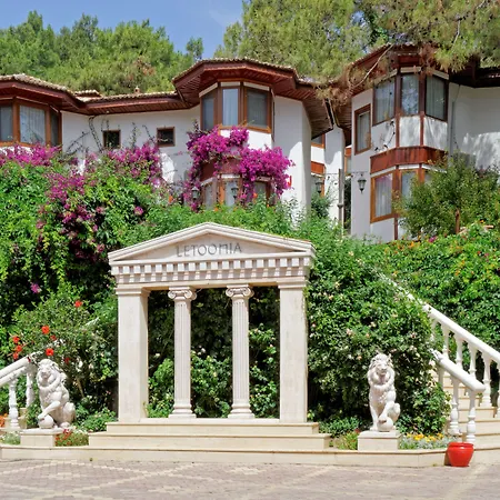 Club & Letoonia 5* فتحية