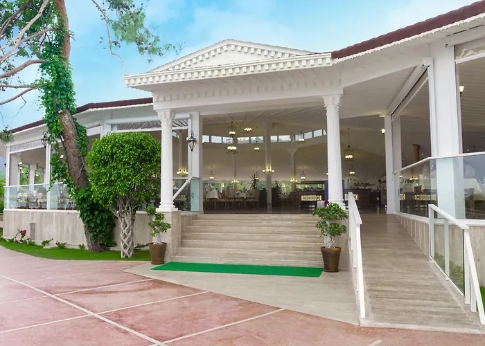 Resort Club & Letoonia